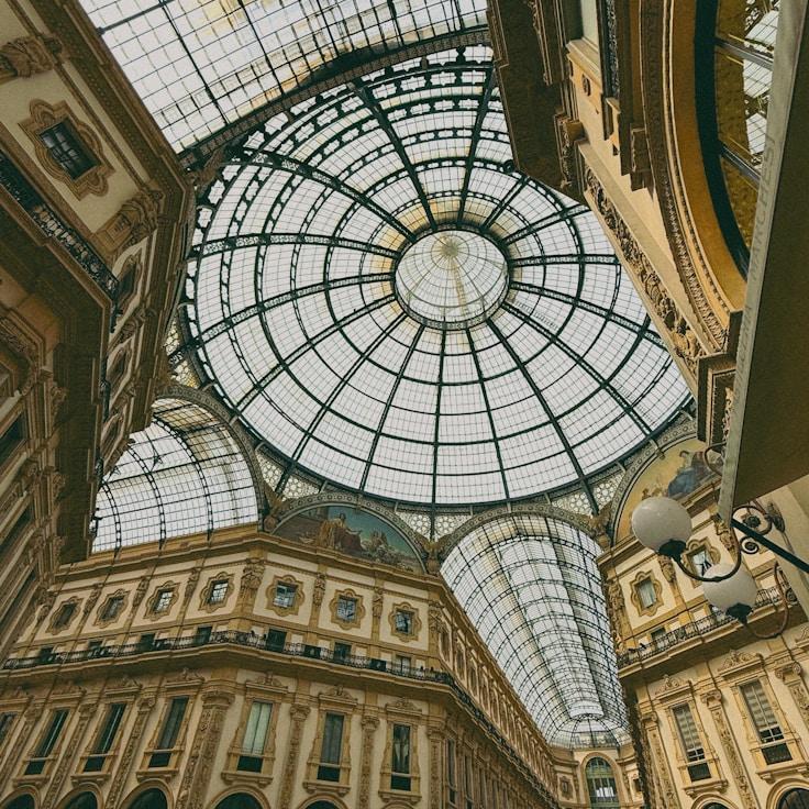 Family-friendly shopping and daily life in United Kingdom